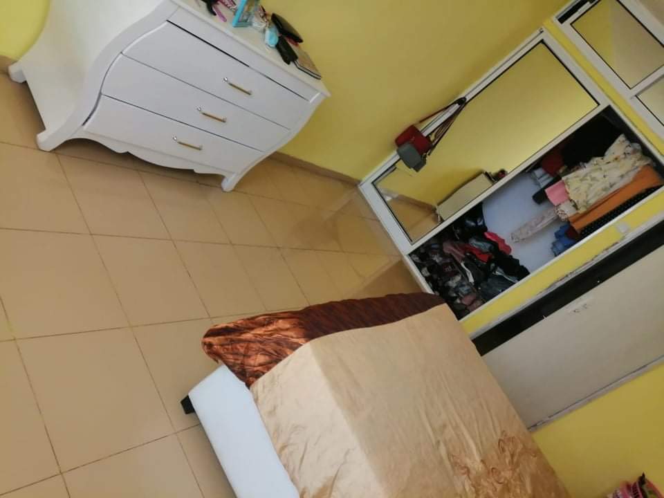 Vender: Apartamento T2 no  prenda