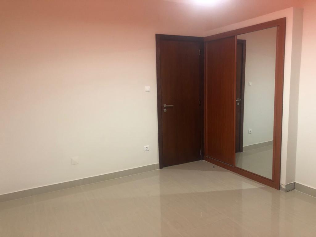 VENDA APARTAMENTO T3 (Benguela)