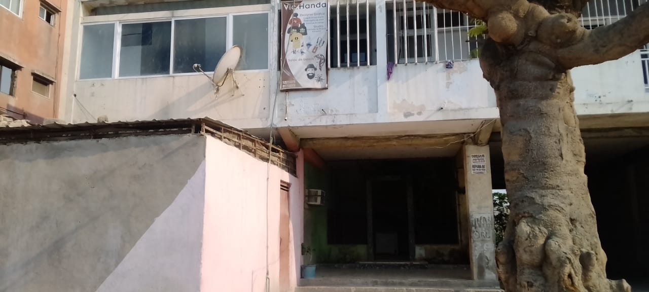 VENDER: APARTAMENTO t3 NO LOBITO ZONA ALTA