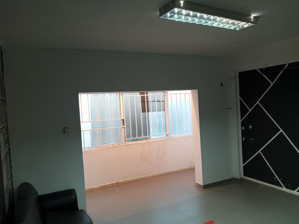 VENDER: APARTAMENTO t3 NO LOBITO ZONA ALTA