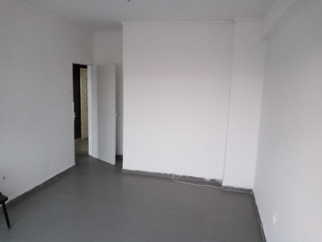 VENDER: APARTAMENTO t3 NO LOBITO ZONA ALTA