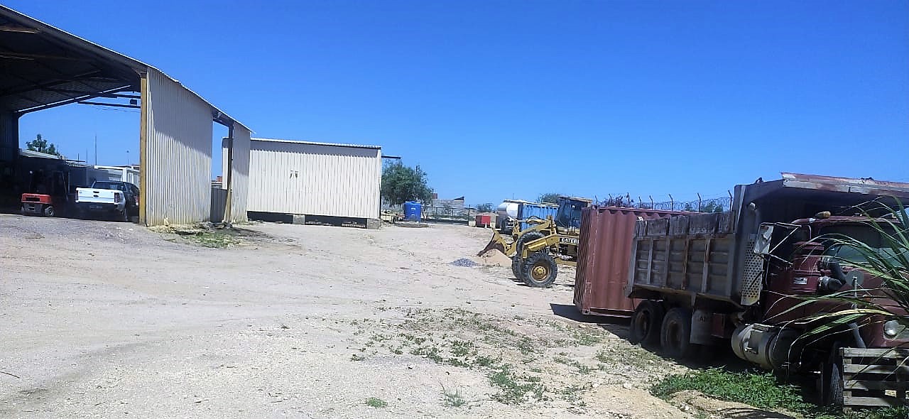 VENDER: EMPREENDIMENTO EM ZONA INDUSTRIAL II - BENGUELA