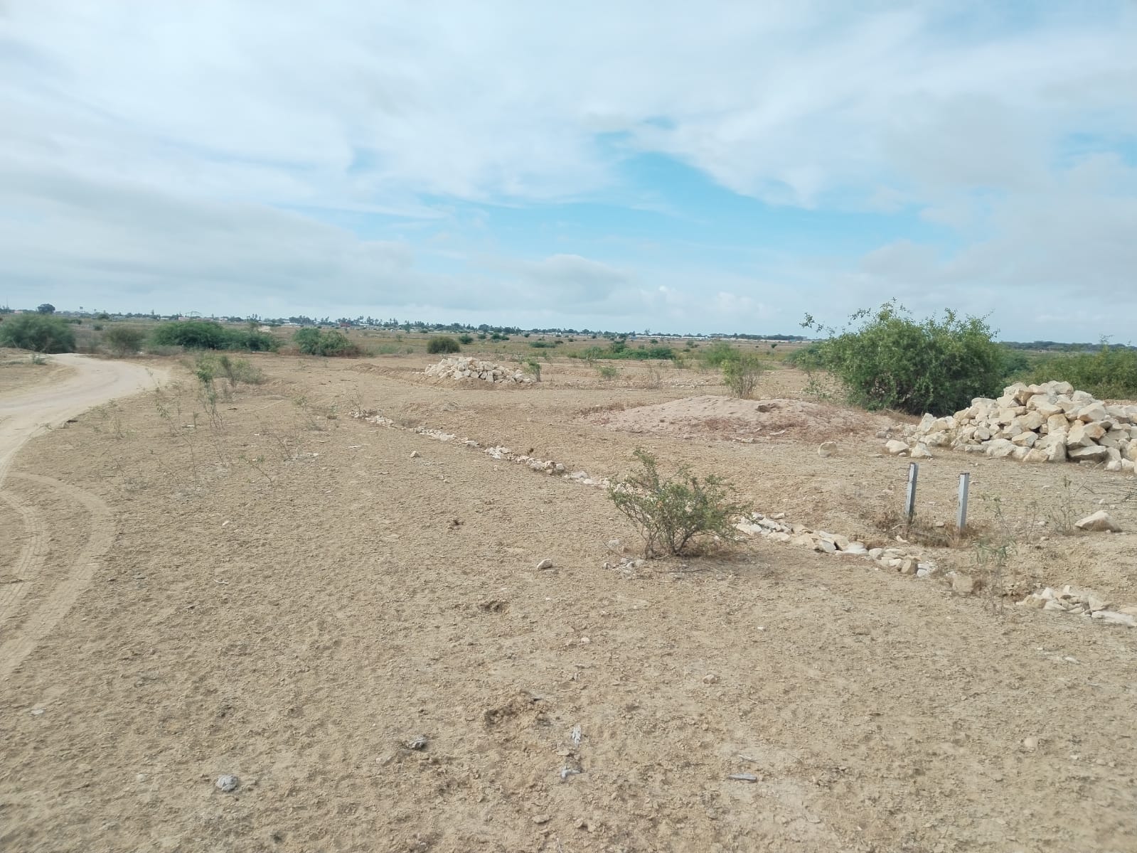 TERRENO A VENDA EM BENGUELA 4 LOTES