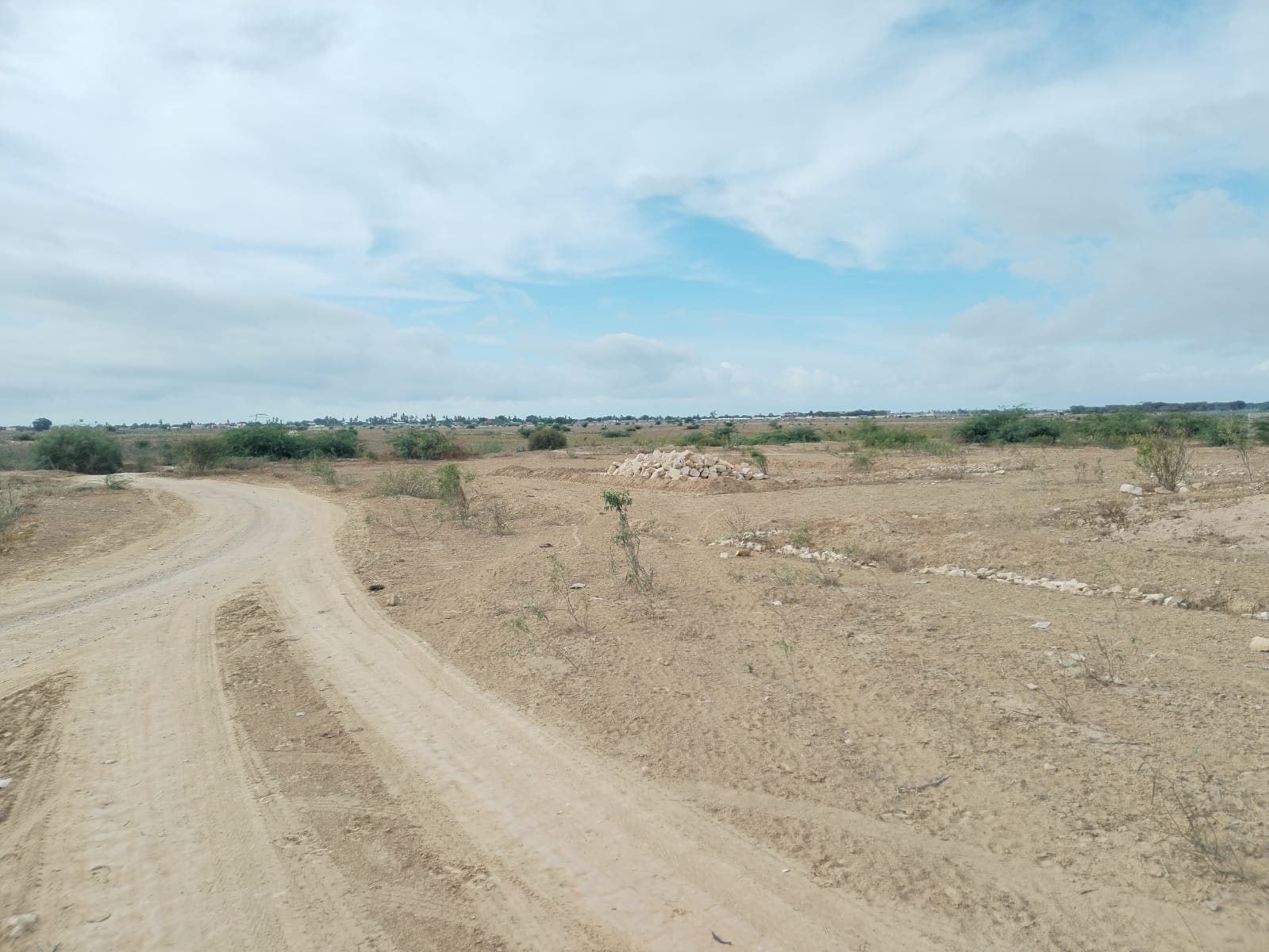 TERRENO A VENDA EM BENGUELA 4 LOTES