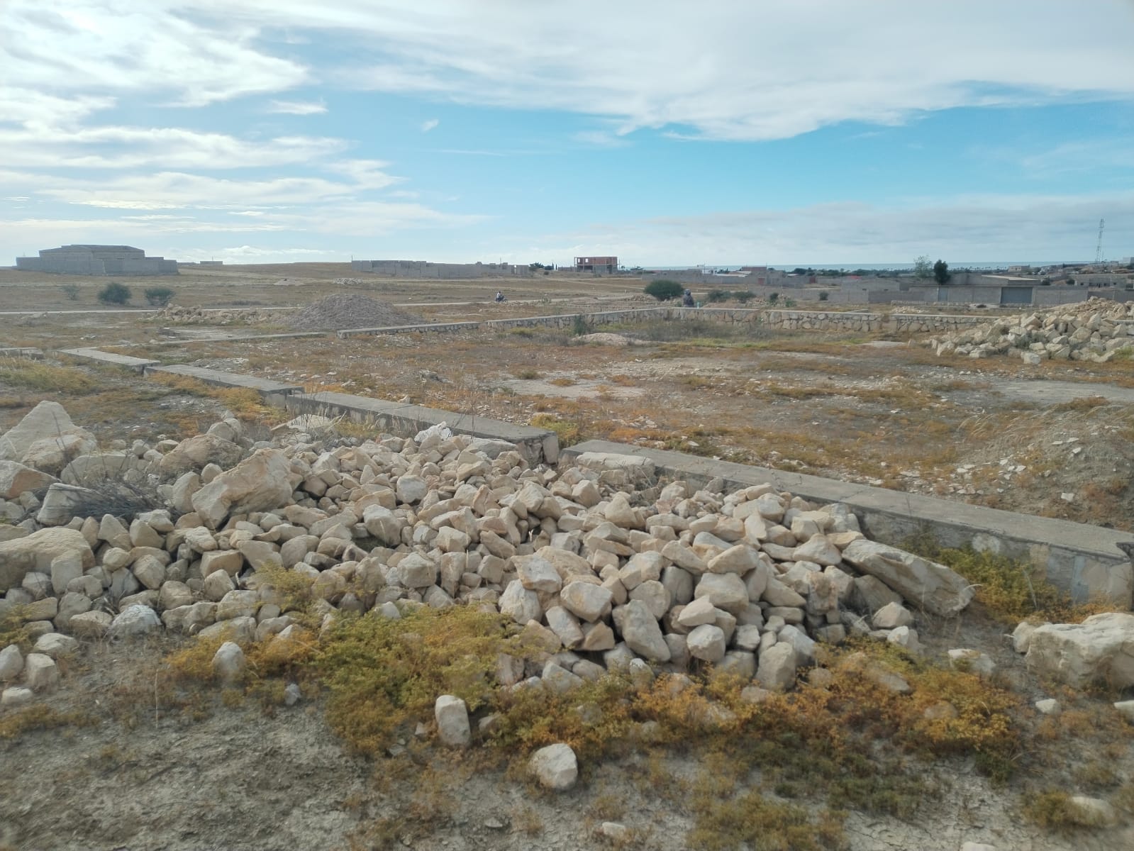 TERRENO A VENDA EM BENGUELA-TAKA