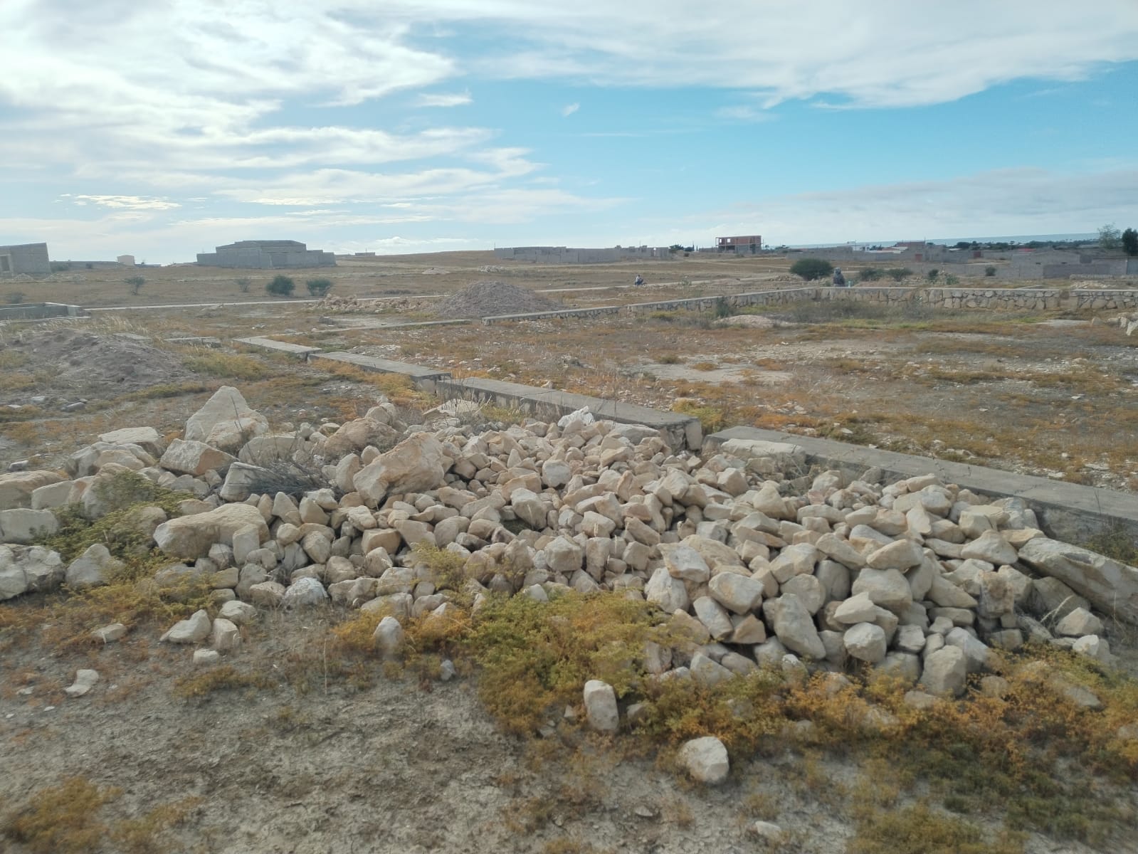 TERRENO A VENDA EM BENGUELA-TAKA